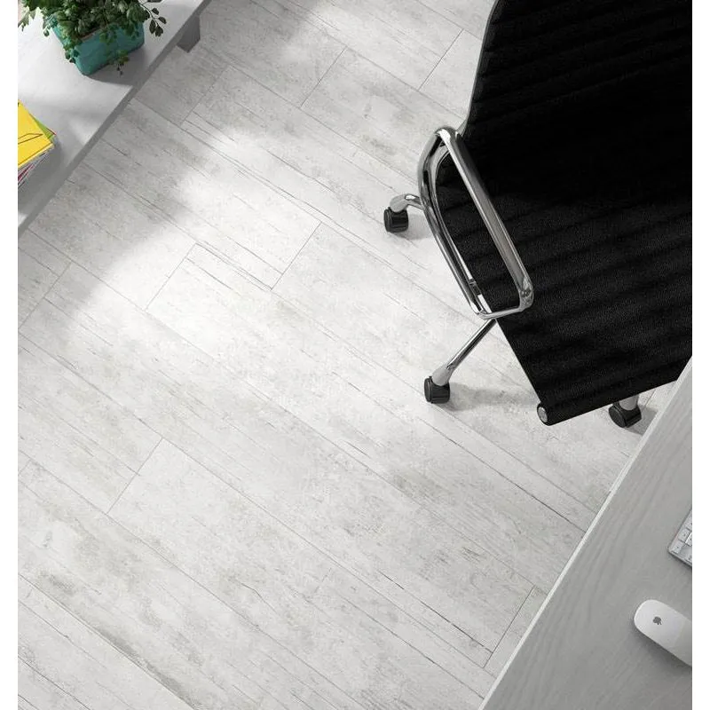 Piso vinílico SPC interior diseño blanco invierno veteado - Imagen 2